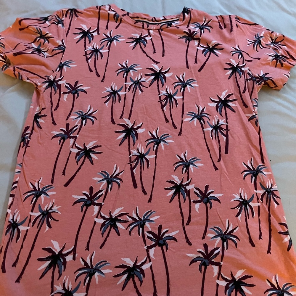 Palm tree T-shirt small